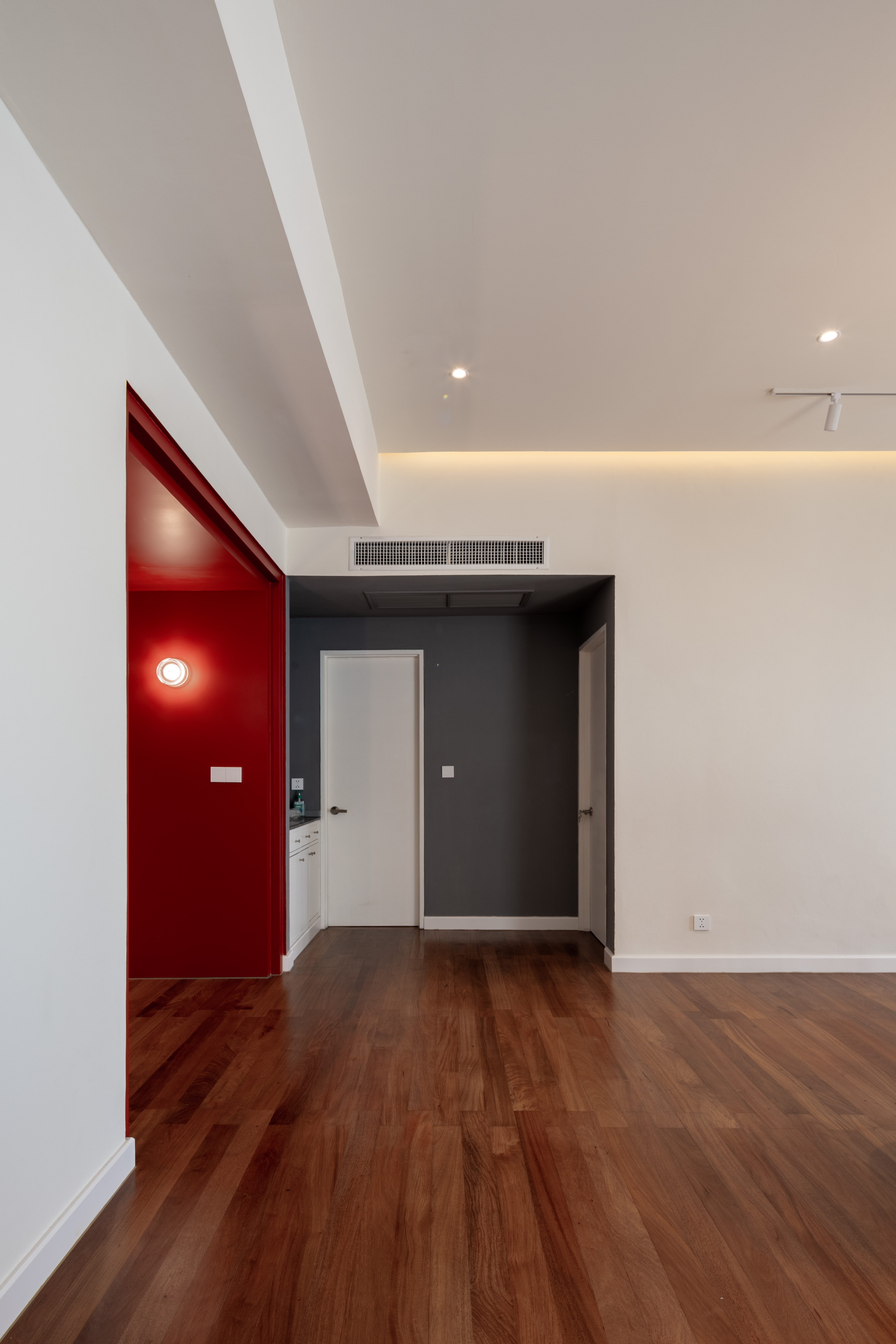 YM Residence — 22