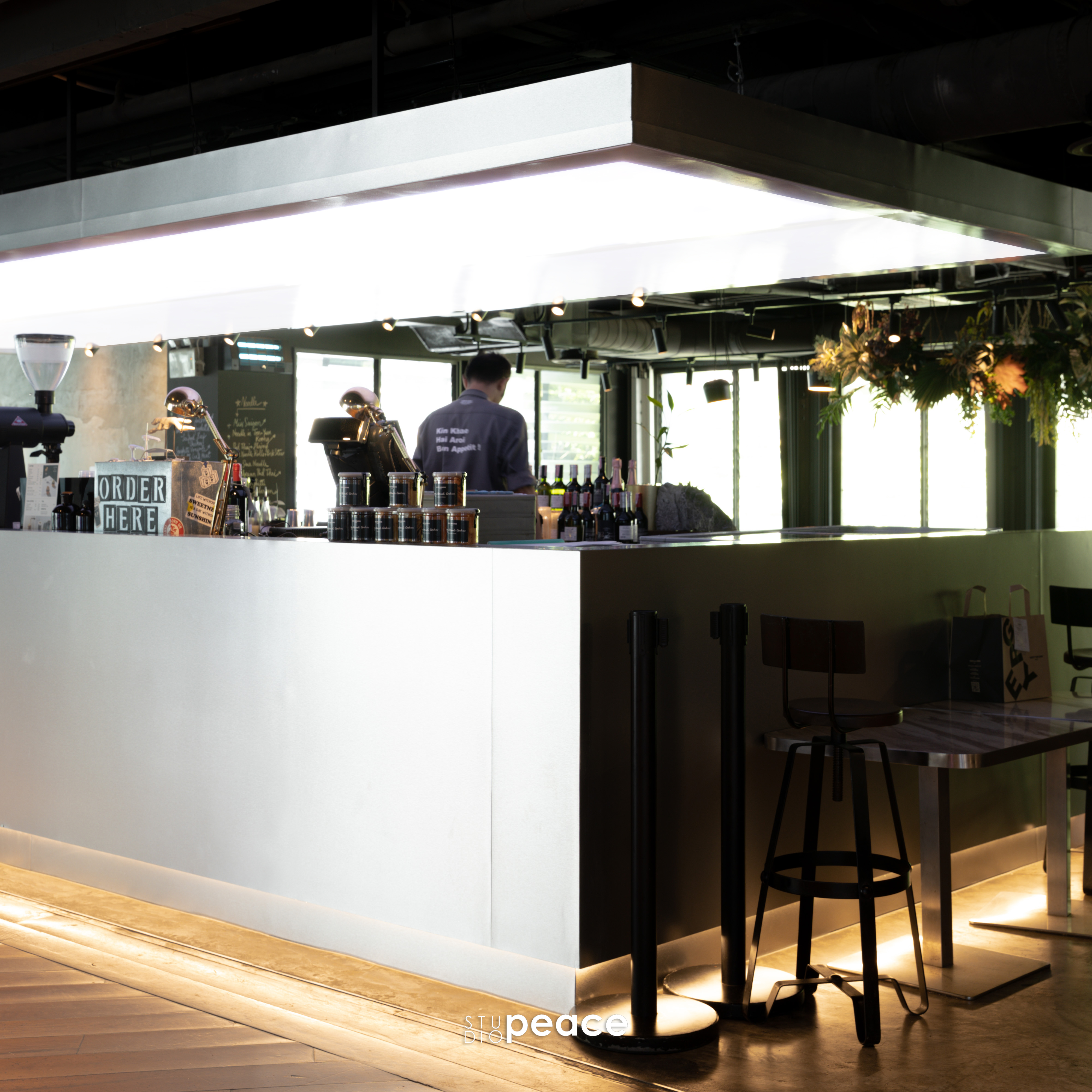 Beanhound by Greyhound - Siam Center — 5