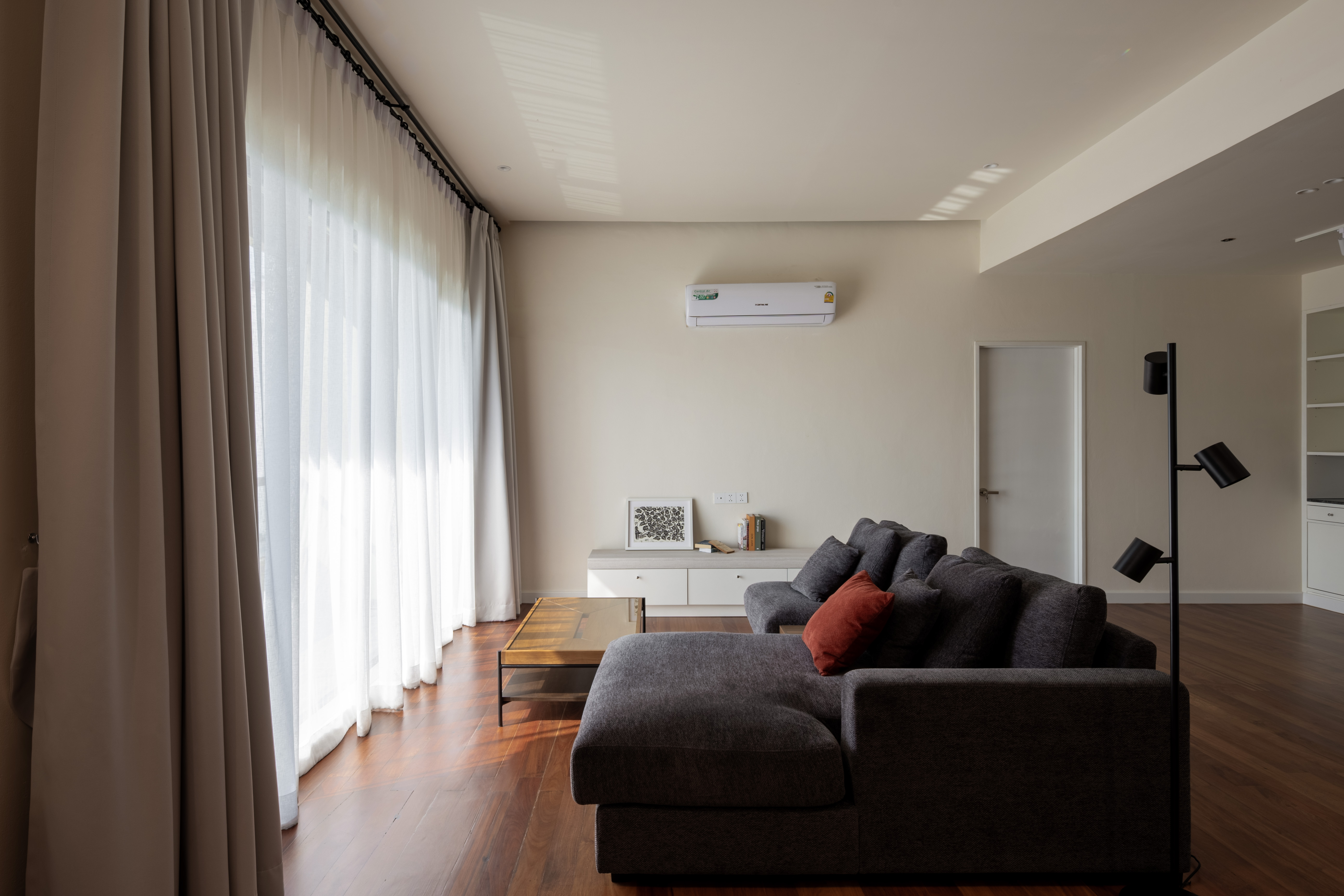 YM Residence — 21