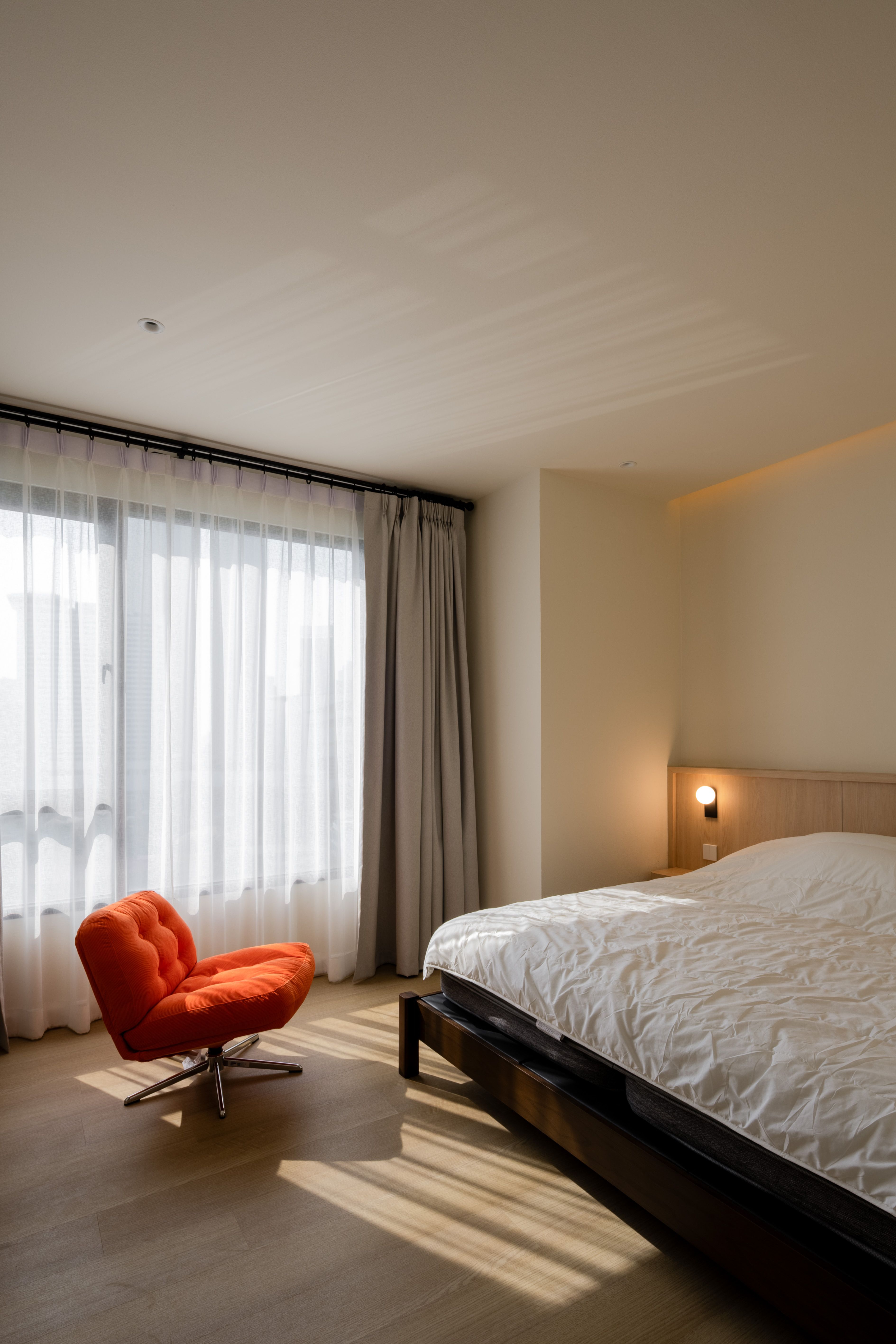 YM Residence — 3