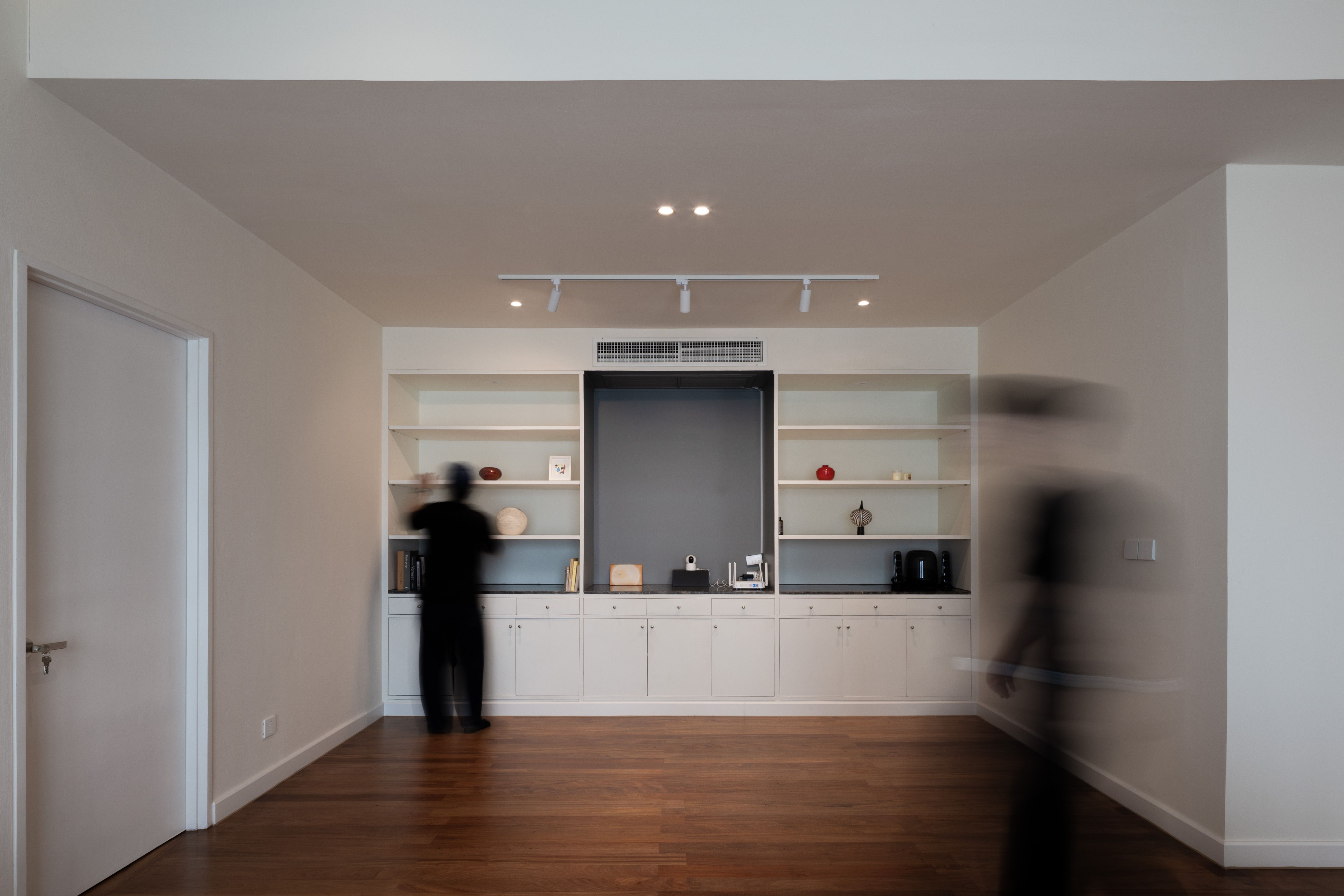 YM Residence — 13
