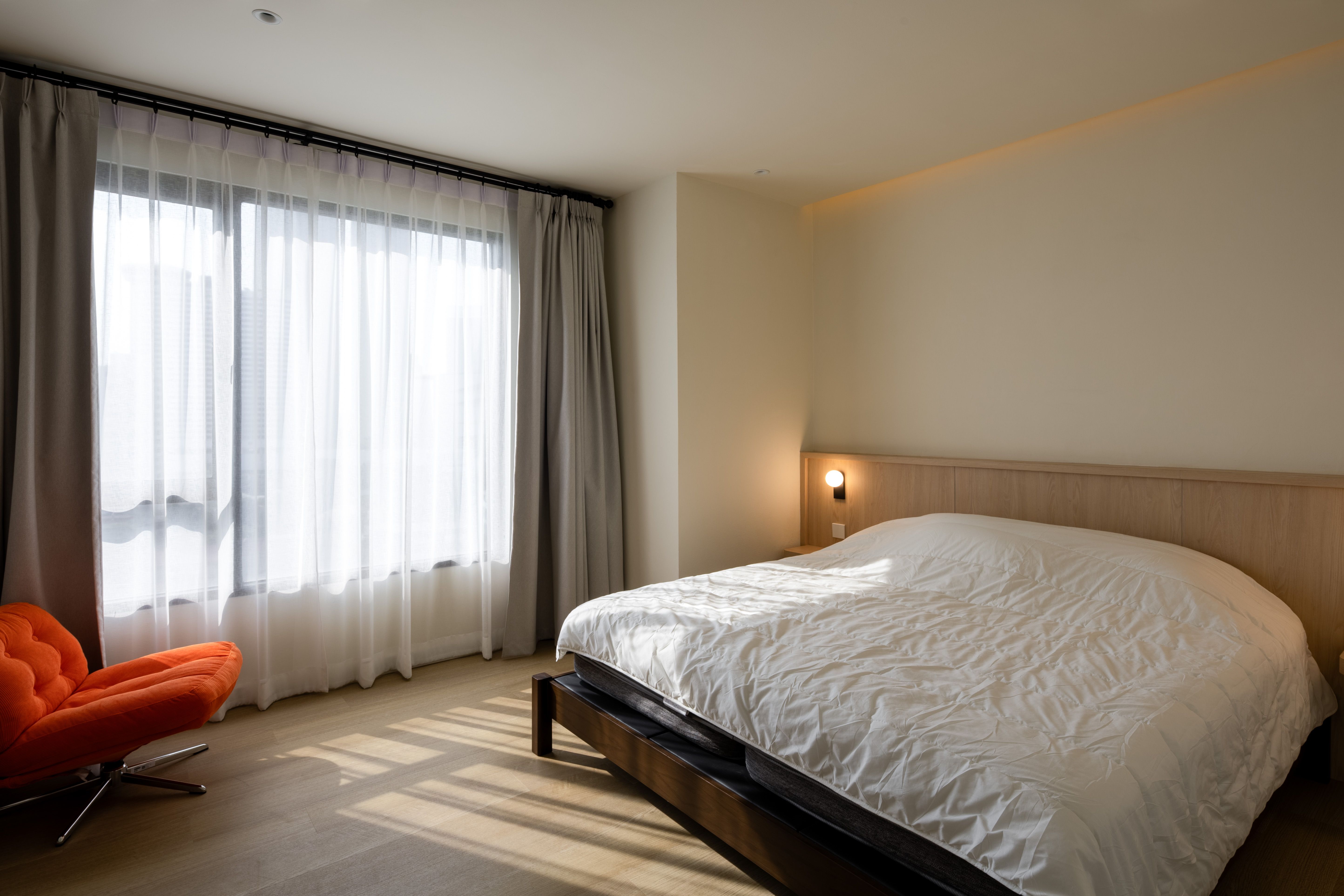 YM Residence — 1