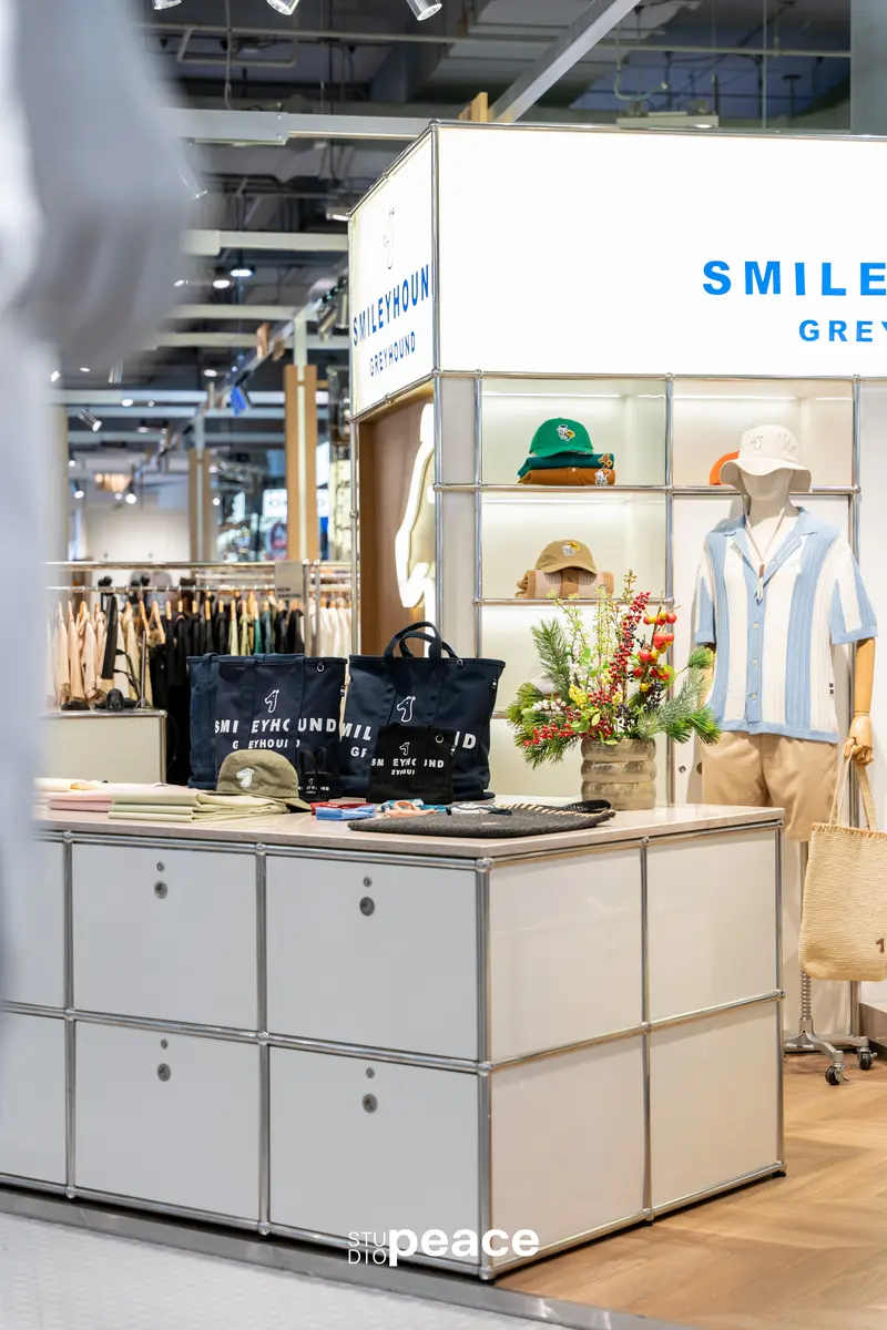 Smileyhound Popup — Siam Paragon — 9