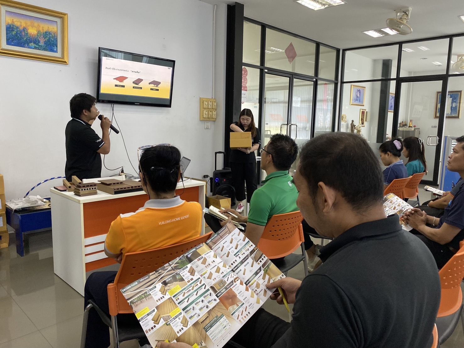 Training Yuilong Home Expert Sales Team: Strengthening Southern Dealers for 2025