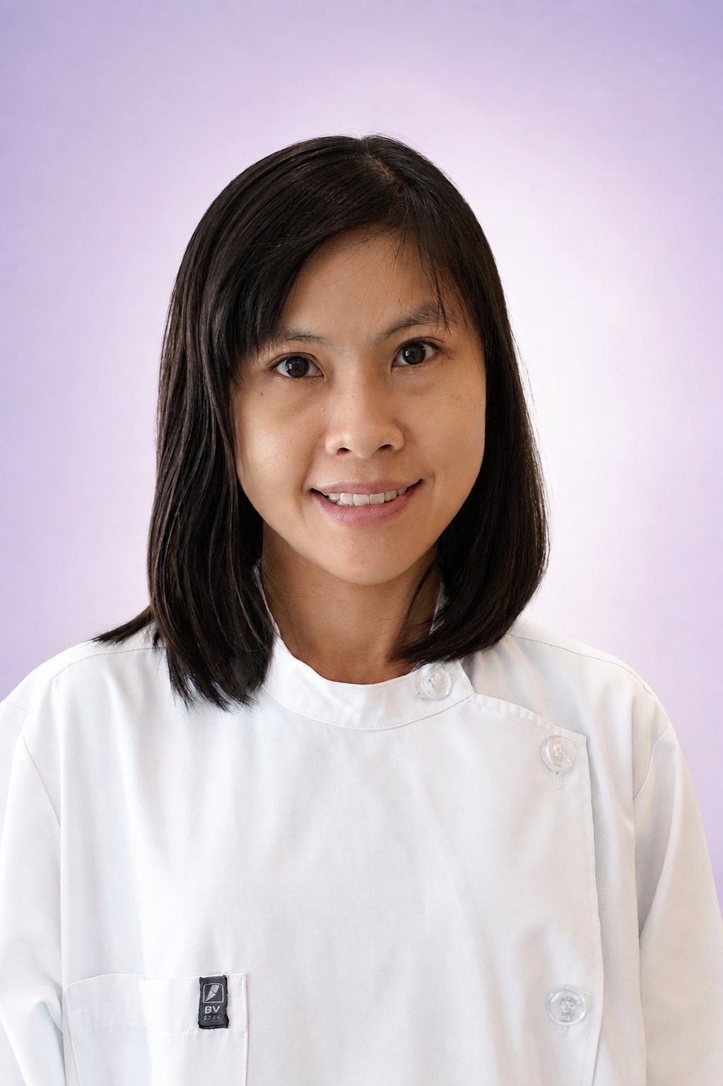 Dr. Patsri Assadonmingmit, endodontist at Asok Montri Dental Clinic